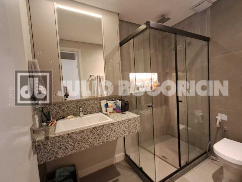 Conheça 6e8b8aef-74a8-4854-b966-b55c78 do imóvel - Maravilhosa Localização , juntinho ao metrô Flamengo ,apto reformado com sala em dois ambientes ,vista para o Cristo Redentor cozinha conceito aberto ,area de serviço ,02qtos 01 suite . - JBF29765 - 23 6e8b8aef-74a8-4854-b966-b55c78 - 23