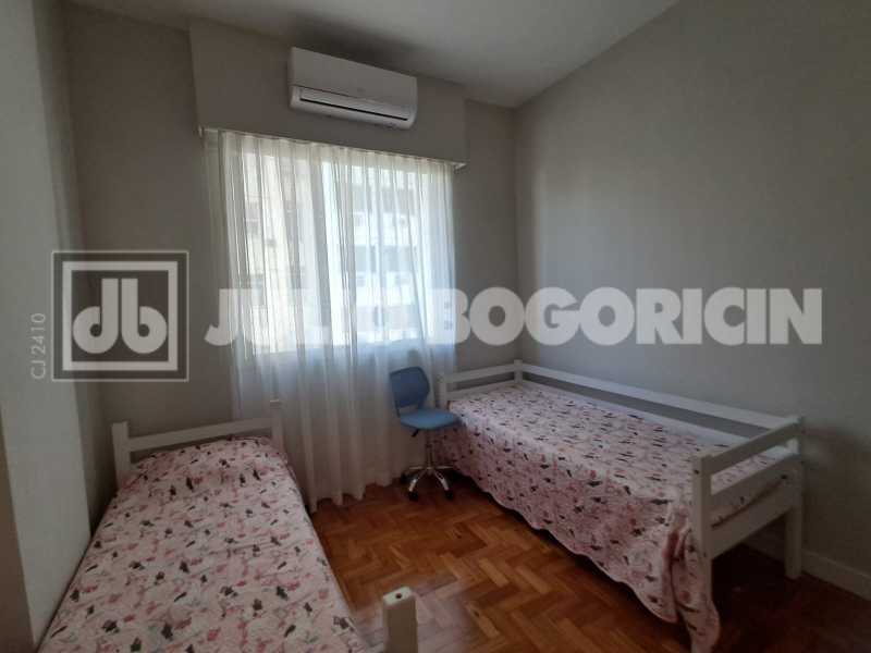 Conheça 125a8c2e-8685-4d09-b83b-00f6dc do imóvel - Maravilhosa Localização , juntinho ao metrô Flamengo ,apto reformado com sala em dois ambientes ,vista para o Cristo Redentor cozinha conceito aberto ,area de serviço ,02qtos 01 suite . - JBF29765 - 10 125a8c2e-8685-4d09-b83b-00f6dc - 10
