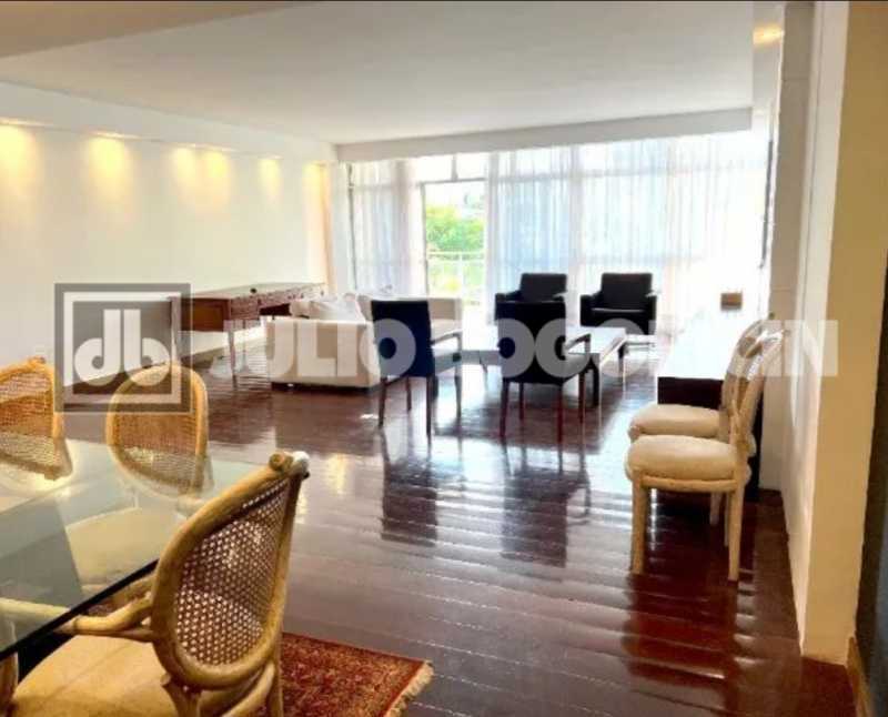 Conheça 1000167263 do imóvel - Oportunidade, Jardim Oceânico, 100 metros da praia, 3 quartos, 2 vagas - JBB303297 - 8 1000167263 - 8