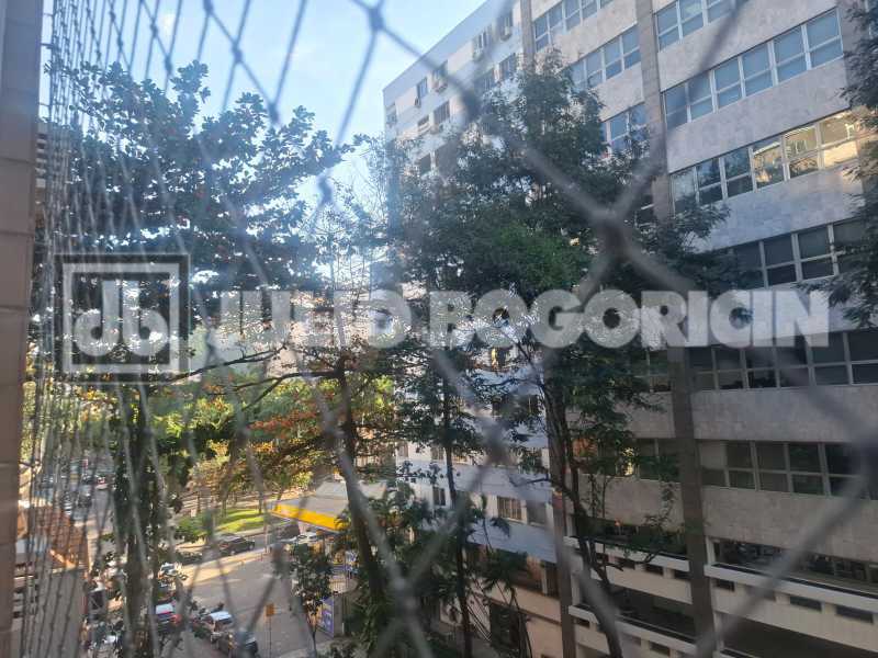 Conheça 2 do imóvel - Botafogo 3 quartos vaga frente desocupado portaria 24hs - JBF38502 - 2 2 - 2
