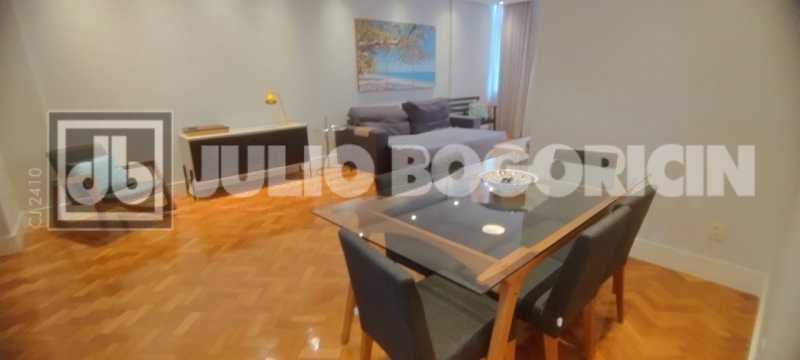 Conheça 5 2 do imóvel - Alto Rua Uruguai, área nobre. Lindíssimo apartamento, 3 quartos (suíte), dependências completas, vaga de garagem. Sol matinal. Metrô Uruguai e farta comércio e condução. NADA A FAZER !!! - JBT305455 - 5 5 2 - 5