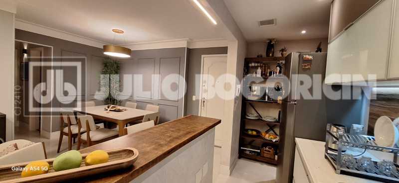 Conheça 1000220369 do imóvel - Julio Bogoricin Vende Apartamento 2 Quartos ( 1 Suíte ) Dependência Completa Cond. Parque Das Rosas Barra da Tijuca - JBB216525 - 16 1000220369 - 16