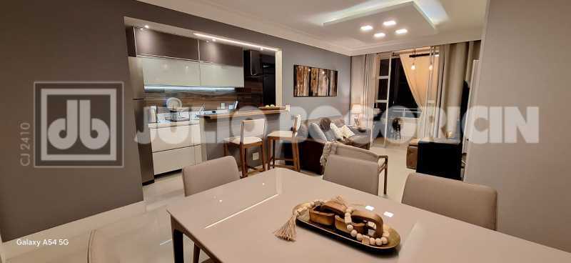 Conheça 1000220377 do imóvel - Julio Bogoricin Vende Apartamento 2 Quartos ( 1 Suíte ) Dependência Completa Cond. Parque Das Rosas Barra da Tijuca - JBB216525 - 9 1000220377 - 9