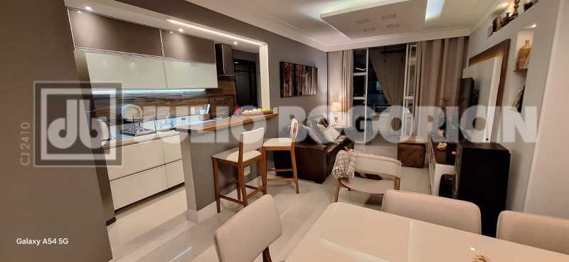Conheça 1000220379 do imóvel - Julio Bogoricin Vende Apartamento 2 Quartos ( 1 Suíte ) Dependência Completa Cond. Parque Das Rosas Barra da Tijuca - JBB216525 - 13 1000220379 - 13