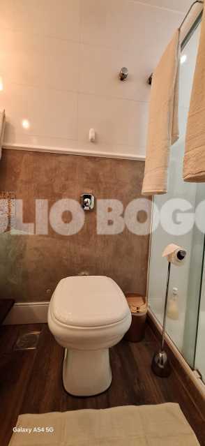 Conheça 1000220392 do imóvel - Julio Bogoricin Vende Apartamento 2 Quartos ( 1 Suíte ) Dependência Completa Cond. Parque Das Rosas Barra da Tijuca - JBB216525 - 39 1000220392 - 39