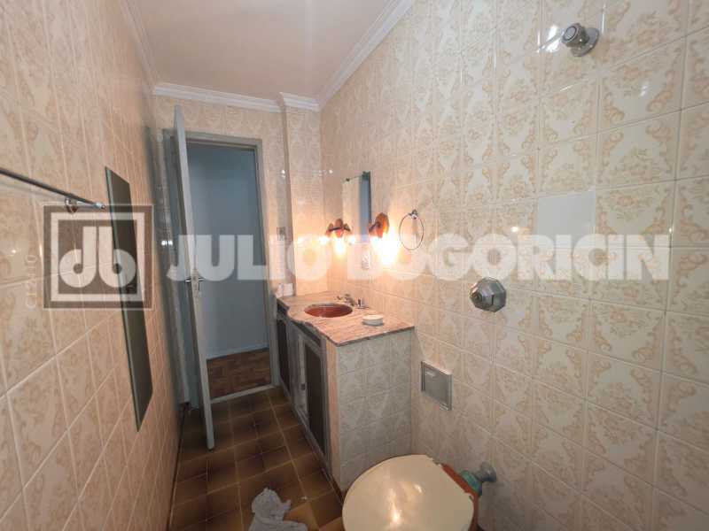 Conheça 12 do imóvel - Excelente localização. Apartamento, 2 quartos entre Rua Aquidabã e Dias da Cruz, farto comércio e condução. - JBM223778 - 12 12 - 12