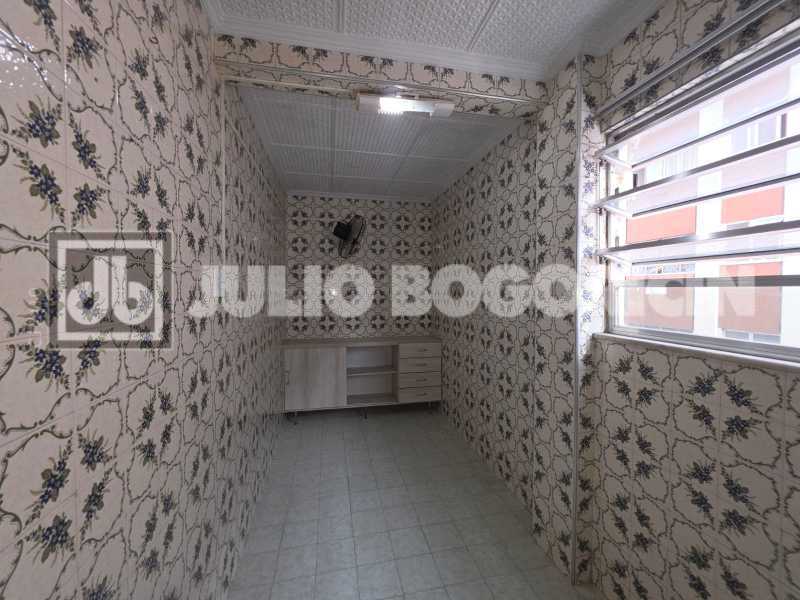 Conheça 19 do imóvel - Excelente localização. Apartamento, 2 quartos entre Rua Aquidabã e Dias da Cruz, farto comércio e condução. - JBM223778 - 18 19 - 18