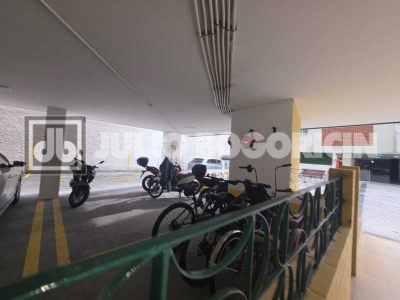 Conheça 27 do imóvel - Excelente localização. Apartamento, 2 quartos entre Rua Aquidabã e Dias da Cruz, farto comércio e condução. - JBM223778 - 25 27 - 25