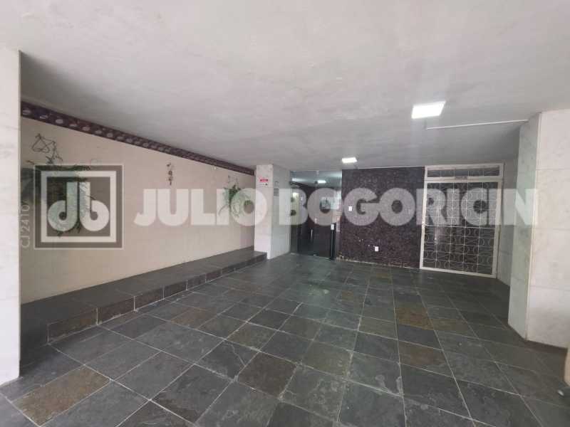 Conheça 30 do imóvel - Excelente localização. Apartamento, 2 quartos entre Rua Aquidabã e Dias da Cruz, farto comércio e condução. - JBM223778 - 28 30 - 28