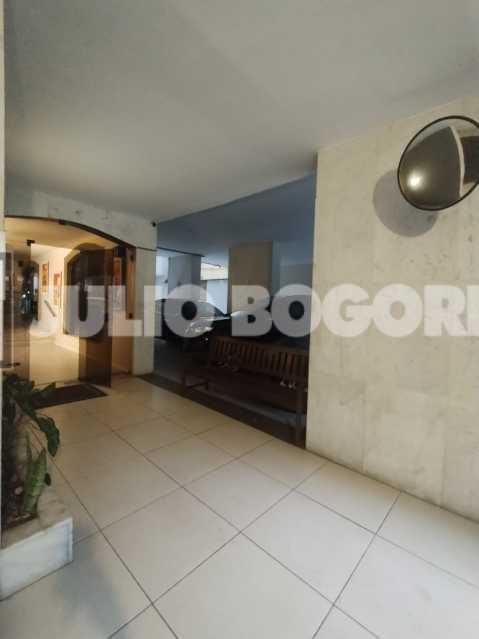 Conheça portaria lateral do imóvel - Sala Quarto Praia - Metrô - JBF17187 - 13 portaria lateral - 13