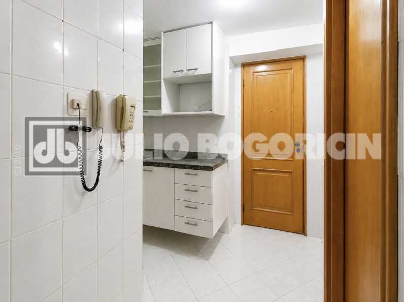Conheça 14 do imóvel - Apartamento no Leblon com varanda de frente. - JBL35458 - 14 14 - 14