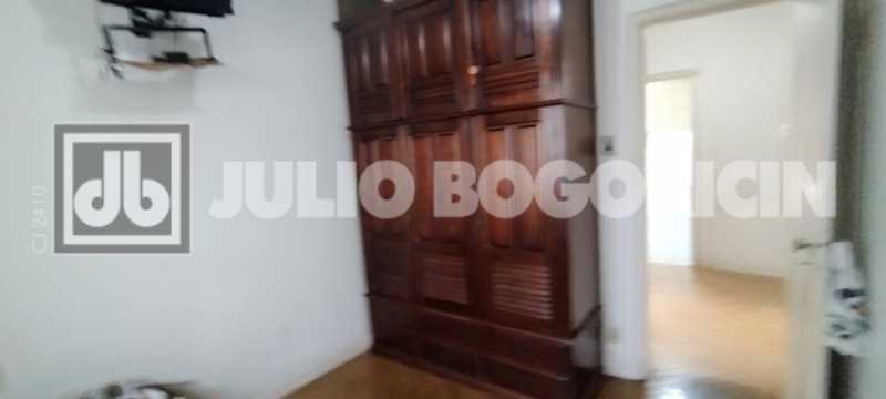 Conheça 15 do imóvel - Amplo apartamento, confortável planta, varanda, 3 quartos, dependências completas, Condomínio baratíssimo. Integração Metrô Uruguai. - JBT305463 - 15 15 - 15
