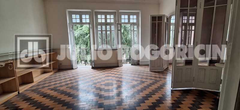 Conheça 01. do imóvel - Glória | Rua do Russel | 189 m² | planta ampla | varanda com churrasqueira - JBF42253 - 2 01. - 2