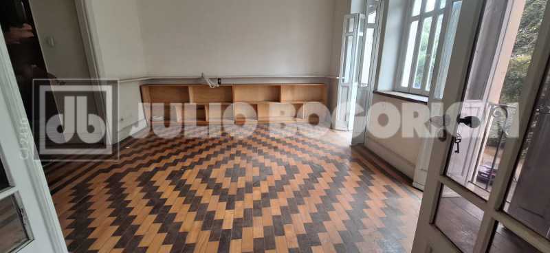 Conheça 05. do imóvel - Glória | Rua do Russel | 189 m² | planta ampla | varanda com churrasqueira - JBF42253 - 8 05. - 8