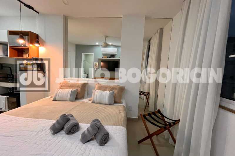 Conheça 0DD39F82-83BE-41A2-BC77-61543C do imóvel - Apartamento de 1 quarto a venda em Copacabana- junto metrô Cantagalo- Reformado- Vista mar- mobiliado- quadra da praia - Pronto - JBC102265 - 7 0DD39F82-83BE-41A2-BC77-61543C - 7
