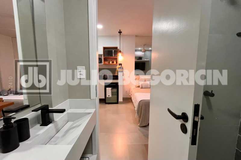 Conheça 2B1FCECF-2E40-432B-BB18-F336AC do imóvel - Apartamento de 1 quarto a venda em Copacabana- junto metrô Cantagalo- Reformado- Vista mar- mobiliado- quadra da praia - Pronto - JBC102265 - 19 2B1FCECF-2E40-432B-BB18-F336AC - 19