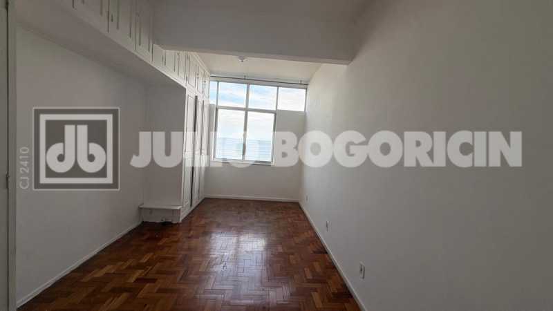 Conheça 17. do imóvel - Apartamento : / Residencial /Original 3 Quartos / Leme / Vista Mar - JBC305485 - 18 17. - 18