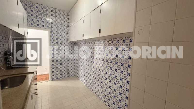 Conheça 24. do imóvel - Apartamento : / Residencial /Original 3 Quartos / Leme / Vista Mar - JBC305485 - 25 24. - 25