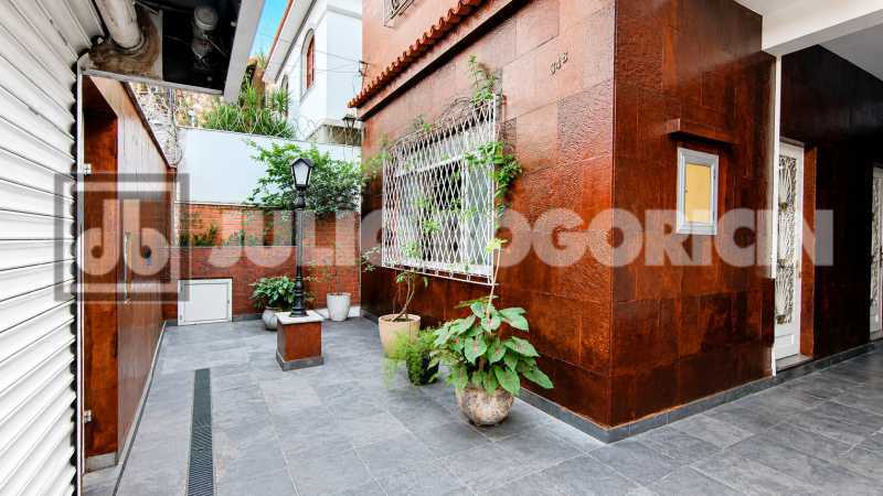 Conheça 5. do imóvel - VILA ISABEL - RUA JUSTINIANO DA ROCHA - ACONCHEGANTE CASA DUPLEX - 3 DORMITÓRIOS(1 SUÍTE COM HIDRO E CLOSET) - PISCINA -SAUNA - TERRAÇO - ESPAÇO GOURMET - 3 VAGAS. - JBAP62994 - 2 5. - 2