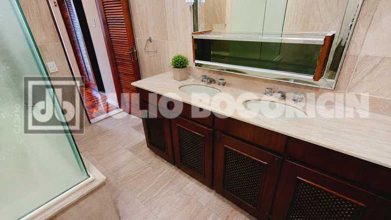 Conheça 125. do imóvel - VILA ISABEL - RUA JUSTINIANO DA ROCHA - ACONCHEGANTE CASA DUPLEX - 3 DORMITÓRIOS(1 SUÍTE COM HIDRO E CLOSET) - PISCINA -SAUNA - TERRAÇO - ESPAÇO GOURMET - 3 VAGAS. - JBAP62994 - 26 125. - 26