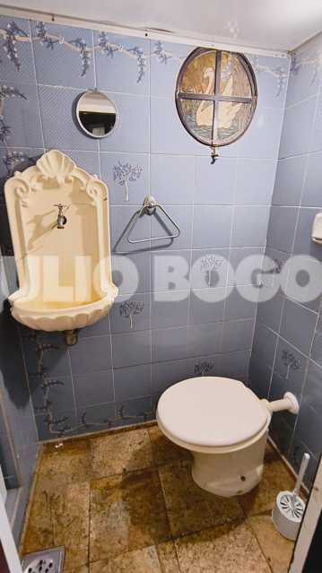 Conheça 135. do imóvel - VILA ISABEL - RUA JUSTINIANO DA ROCHA - ACONCHEGANTE CASA DUPLEX - 3 DORMITÓRIOS(1 SUÍTE COM HIDRO E CLOSET) - PISCINA -SAUNA - TERRAÇO - ESPAÇO GOURMET - 3 VAGAS. - JBAP62994 - 28 135. - 28