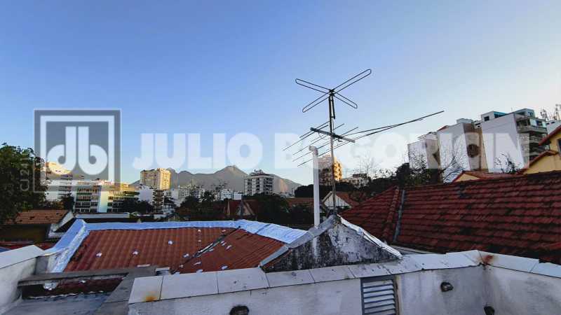 Conheça 170. do imóvel - VILA ISABEL - RUA JUSTINIANO DA ROCHA - ACONCHEGANTE CASA DUPLEX - 3 DORMITÓRIOS(1 SUÍTE COM HIDRO E CLOSET) - PISCINA -SAUNA - TERRAÇO - ESPAÇO GOURMET - 3 VAGAS. - JBAP62994 - 35 170. - 35