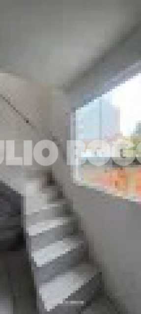 Conheça 65885d75-7bcc-44af-9955-fedbd9 do imóvel - Vendo casa duplex com três quartos quatro banheiros sala sala de jantar terraço - JBRB695680 - 11 65885d75-7bcc-44af-9955-fedbd9 - 11