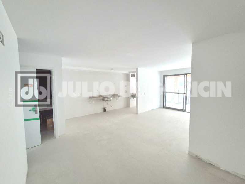 Conheça 15 do imóvel - TIE RESIDENCIAL TIJUCA COM DUAS ENTRADAS RUA HOMEM DE MELO E RUA HELION PÓVOA - JBAP305070 - 15 15 - 15