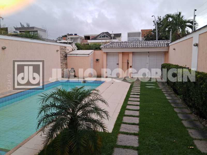 Conheça 02 do imóvel - Casa em Condomínio à venda Rua Jorge Dodsworth Martins, Barra da Tijuca, Rio de Janeiro - R$ 3.490.000 - JBB67327 - 2 02 - 2