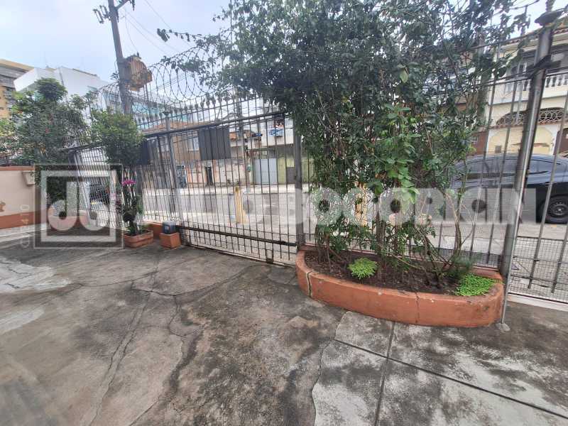 Conheça 14 do imóvel - MEIER - VAZIO - 2 QUARTOS COM DEPENDENCIA - GARAGEM NA ESCRITURA - JBM223800 - 14 14 - 14