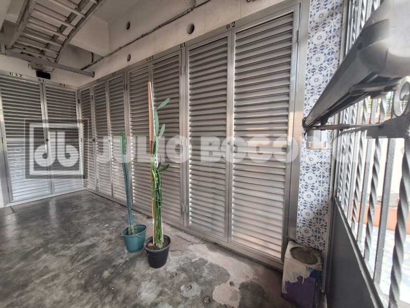 Conheça 15 do imóvel - MEIER - VAZIO - 2 QUARTOS COM DEPENDENCIA - GARAGEM NA ESCRITURA - JBM223800 - 15 15 - 15