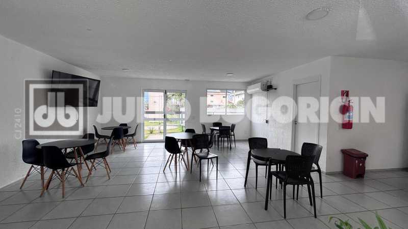 Conheça WhatsApp Image 2026-07-24 at 1 do imóvel - Julio Bogoricin Vende Apartamento 2 Quartos Condomínio Praia Park Mar Vargem Pequena - JBRB214602 - 24 WhatsApp Image 2026-07-24 at 1 - 24