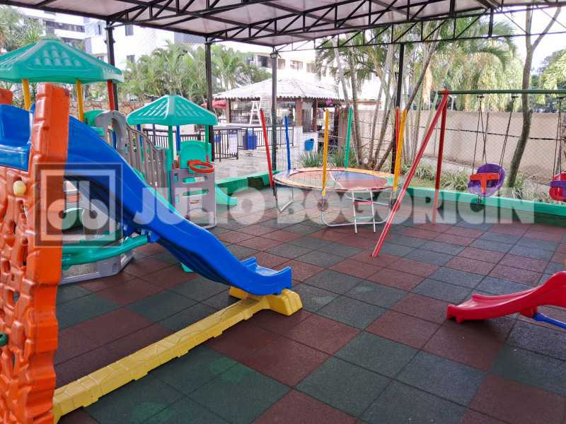 Conheça 24 do imóvel - Apartamento 3 quartos à venda Barra da Tijuca, Rio de Janeiro - R$ 735.000 - JBB303313 - 25 24 - 25