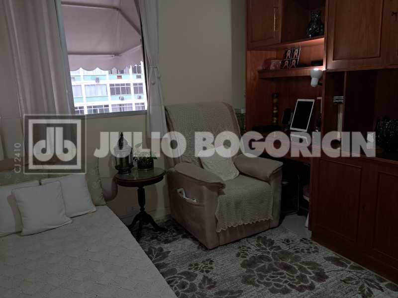 Conheça 18 do imóvel - JUNTO METRÕ AFONSO PENA, ENTRAR E MORAR, 4 QTA, ARMARIOS, SUITE, COPA-COZINHA, DEP.COMPLETAS, 2 VAGAS ! - JBAP41188 - 18 18 - 18
