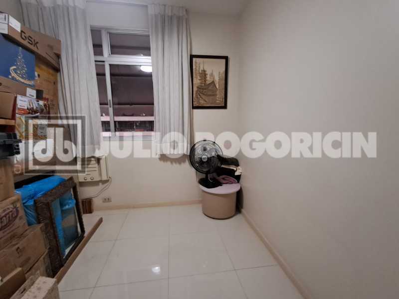 Conheça 23 do imóvel - JUNTO METRÕ AFONSO PENA, ENTRAR E MORAR, 4 QTA, ARMARIOS, SUITE, COPA-COZINHA, DEP.COMPLETAS, 2 VAGAS ! - JBAP41188 - 23 23 - 23