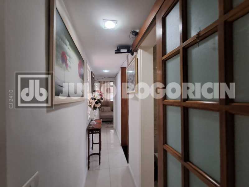 Conheça 28 do imóvel - JUNTO METRÕ AFONSO PENA, ENTRAR E MORAR, 4 QTA, ARMARIOS, SUITE, COPA-COZINHA, DEP.COMPLETAS, 2 VAGAS ! - JBAP41188 - 28 28 - 28