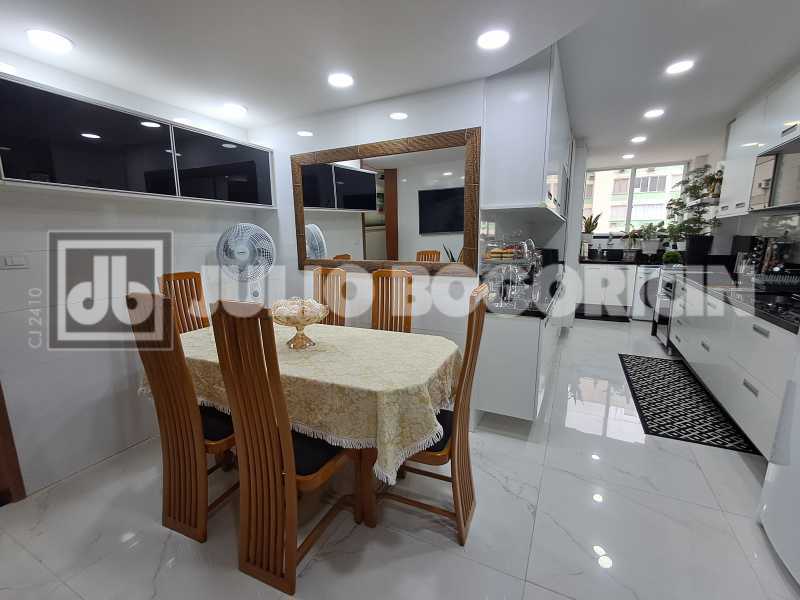 Conheça 30 do imóvel - JUNTO METRÕ AFONSO PENA, ENTRAR E MORAR, 4 QTA, ARMARIOS, SUITE, COPA-COZINHA, DEP.COMPLETAS, 2 VAGAS ! - JBAP41188 - 30 30 - 30