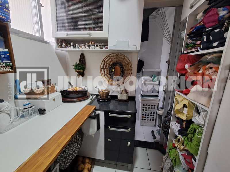 Conheça 33 do imóvel - JUNTO METRÕ AFONSO PENA, ENTRAR E MORAR, 4 QTA, ARMARIOS, SUITE, COPA-COZINHA, DEP.COMPLETAS, 2 VAGAS ! - JBAP41188 - 33 33 - 33