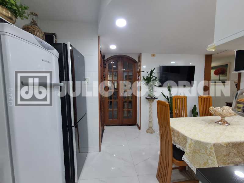 Conheça 35 do imóvel - JUNTO METRÕ AFONSO PENA, ENTRAR E MORAR, 4 QTA, ARMARIOS, SUITE, COPA-COZINHA, DEP.COMPLETAS, 2 VAGAS ! - JBAP41188 - 35 35 - 35