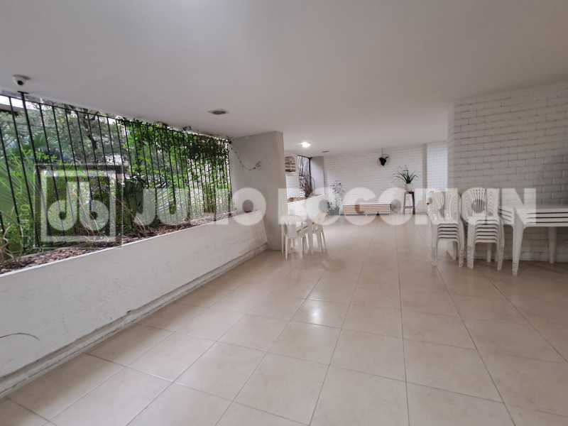 Conheça 37 do imóvel - JUNTO METRÕ AFONSO PENA, ENTRAR E MORAR, 4 QTA, ARMARIOS, SUITE, COPA-COZINHA, DEP.COMPLETAS, 2 VAGAS ! - JBAP41188 - 37 37 - 37