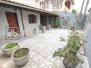 01casatauafrente rua03tresquar - 1 01casatauafrente rua03tresquar - 1