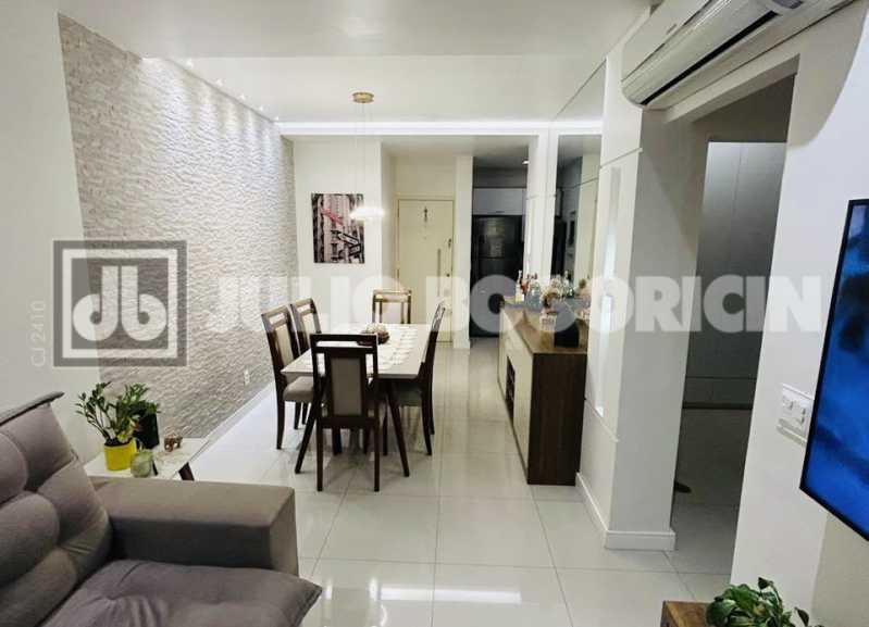 Conheça 64294527-72a1-420e-b146-8ced0d do imóvel - Rua Ribeiro Guimarães, 2 quartos sendo 1 suite, varanda, todo reformado, 1 vaga na escritura, prédio com infraestrutura completa!!!! - JBAP211288 - 2 64294527-72a1-420e-b146-8ced0d - 2