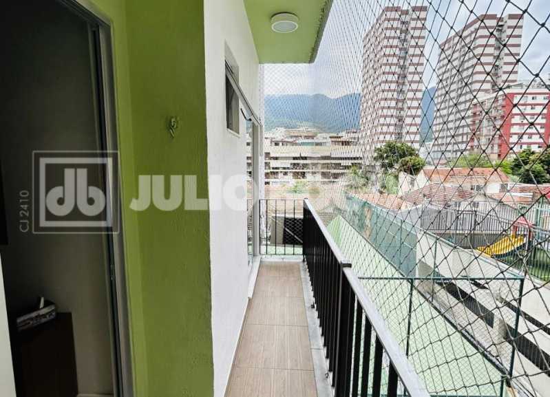 Conheça 81e95294-6003-42b0-ad84-04f300 do imóvel - Rua Ribeiro Guimarães, 2 quartos sendo 1 suite, varanda, todo reformado, 1 vaga na escritura, prédio com infraestrutura completa!!!! - JBAP211288 - 5 81e95294-6003-42b0-ad84-04f300 - 5