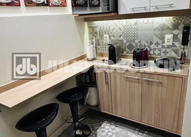 Conheça c682dfc5-be67-4820-bbdf-354803 do imóvel - Rua Ribeiro Guimarães, 2 quartos sendo 1 suite, varanda, todo reformado, 1 vaga na escritura, prédio com infraestrutura completa!!!! - JBAP211288 - 15 c682dfc5-be67-4820-bbdf-354803 - 15