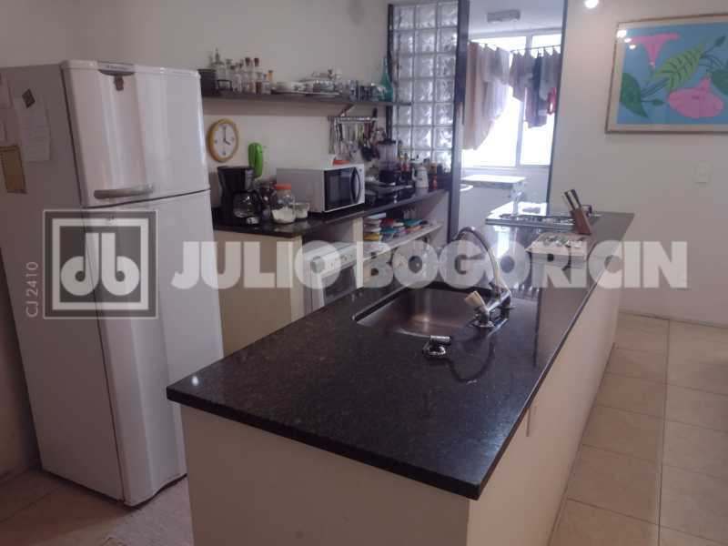 Conheça 05 do imóvel - RUA MORAIS E SILVA: 2 QUARTOS COM VAGA. PRÉDIO COM INFRA - JBAP211290 - 5 05 - 5