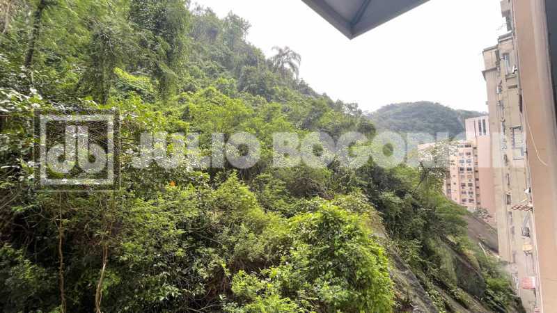 Conheça 155. do imóvel - Copacabana - Rua Felipe de Oliveira - 130m² de área privativa - 3 Dormitórios - 2 Banheiros sociais - Vista Livre e Panorâmica para o verde do Parque Estadual da Chacrinha. - JBC305509 - 31 155. - 31
