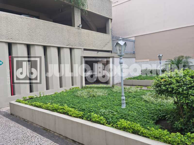 Conheça 3 do imóvel - VILA ISABEL - VARANDA - 2 QUARTOS - SUITE - DEPENDENCIA COMPLETA - INFRA TOTAL - VAGA NA ESCRITURA - JBAP211292 - 3 3 - 3