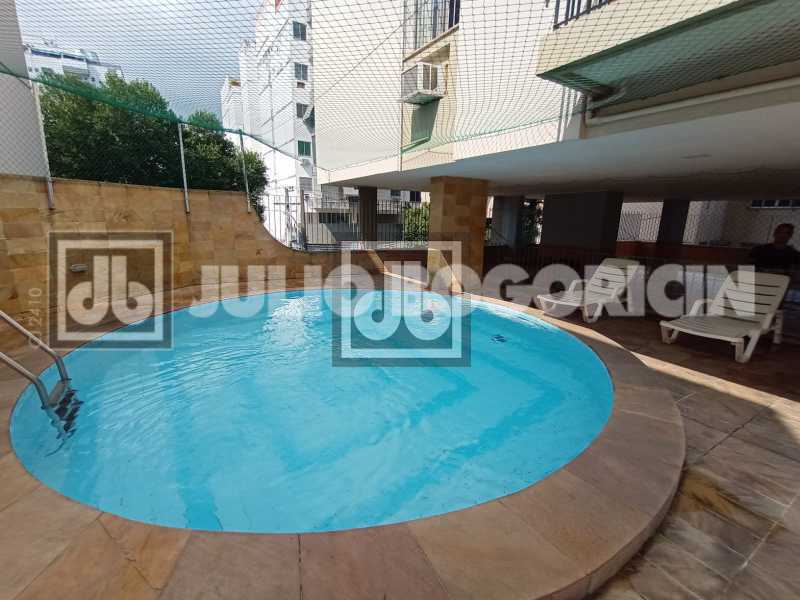 Conheça 1 do imóvel - VILA ISABEL - VARANDA - 2 QUARTOS - SUITE - DEPENDENCIA COMPLETA - INFRA TOTAL - VAGA NA ESCRITURA - JBAP211292 - 1 1 - 1