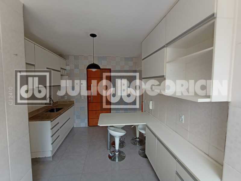Conheça 21 do imóvel - VILA ISABEL - VARANDA - 2 QUARTOS - SUITE - DEPENDENCIA COMPLETA - INFRA TOTAL - VAGA NA ESCRITURA - JBAP211292 - 21 21 - 21