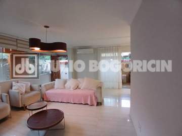 Oportunidade - Casa Linear à Venda na Freguesia | 3 Quartos e 2 Vagas | Condomínio Fechado - JBJ602224